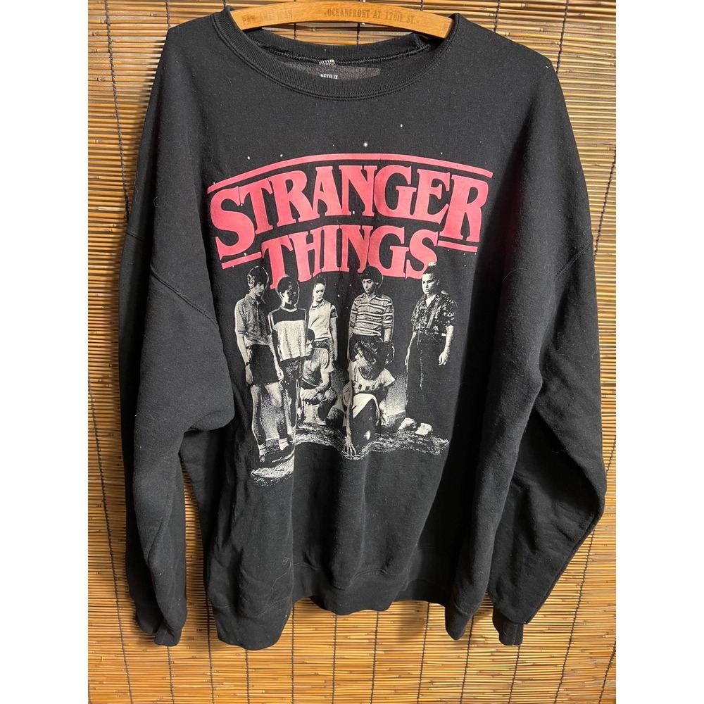 Stranger Things Graphic Sweatshirt Black Pink Logo Cast Photo XXL